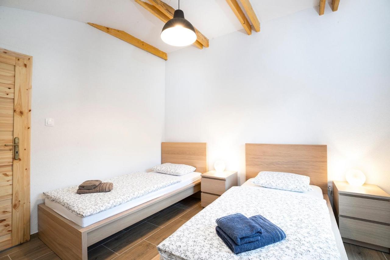 Drevenice Liptov - Ski & Hiking Apartments Lazisko Eksteriør bilde